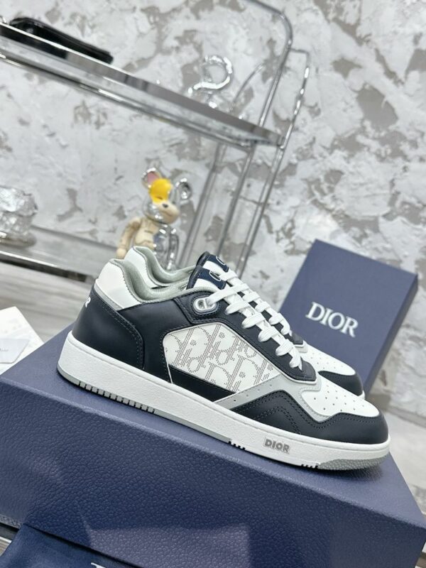 New Fashion Shoes D3160.1