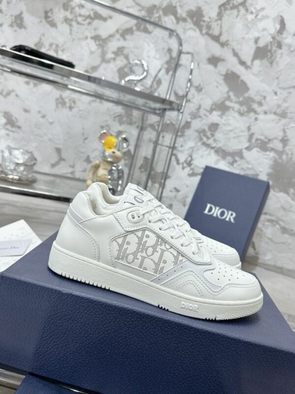 New Fashion Shoes D3160.1
