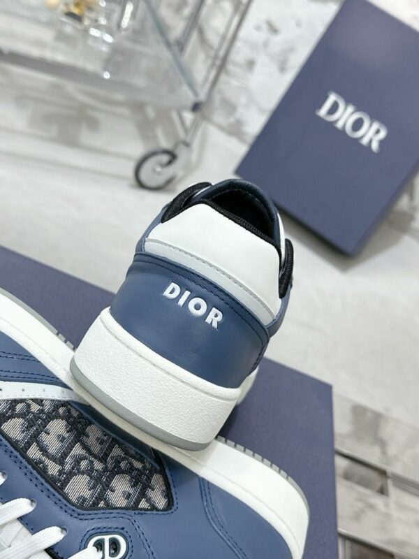 New Fashion Shoes D3160.1