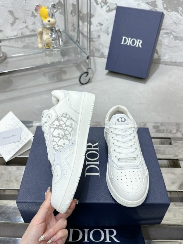 New Fashion Shoes D3160.1
