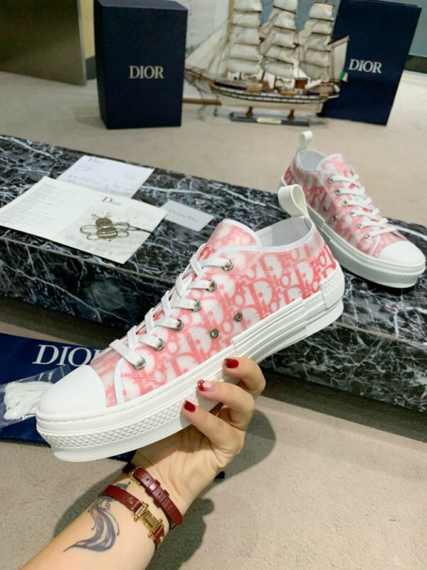 New Fashion Shoes D3155.1