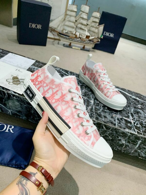 New Fashion Shoes D3155.1