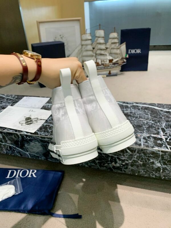 New Fashion Shoes D3154.1