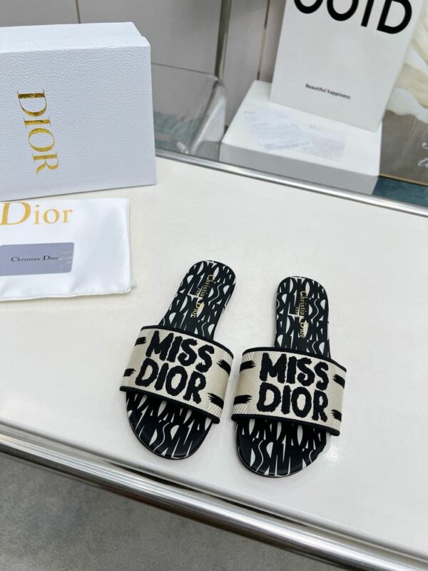 New Fashion Shoes D3152.2