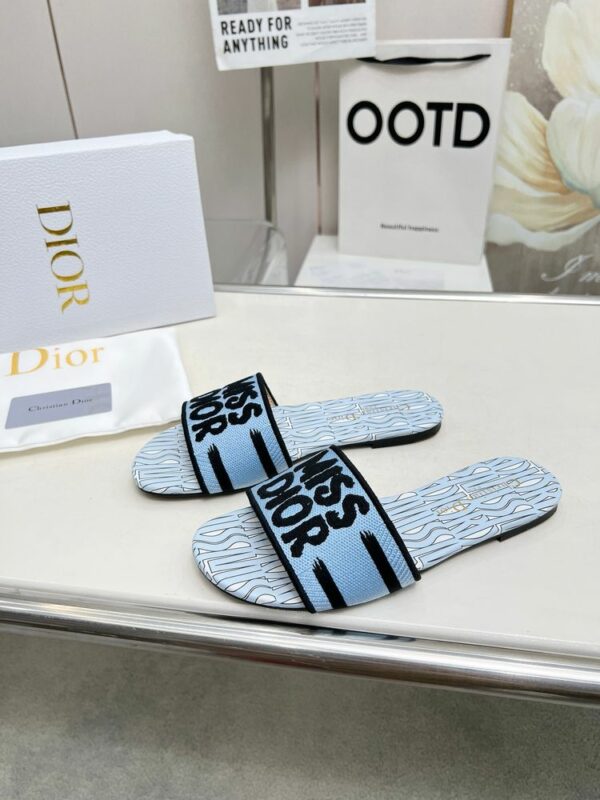 New Fashion Shoes D3152.2