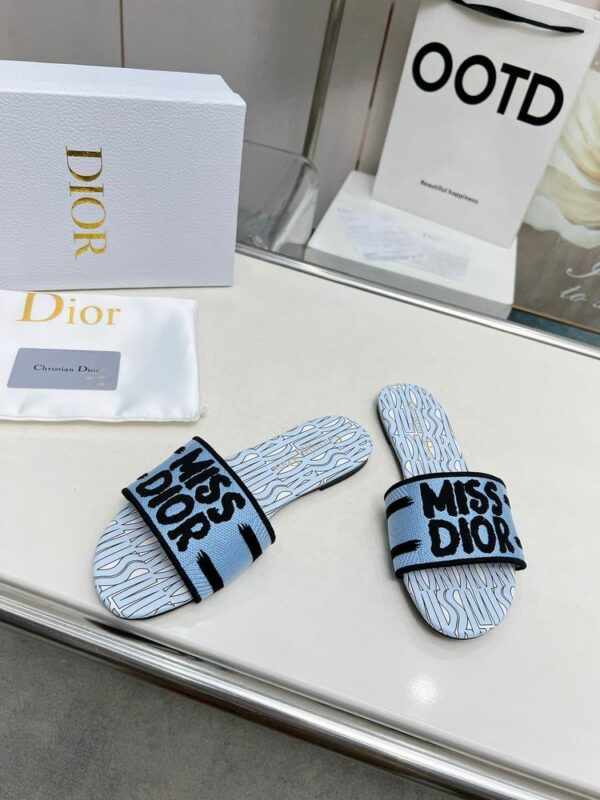 New Fashion Shoes D3152.2