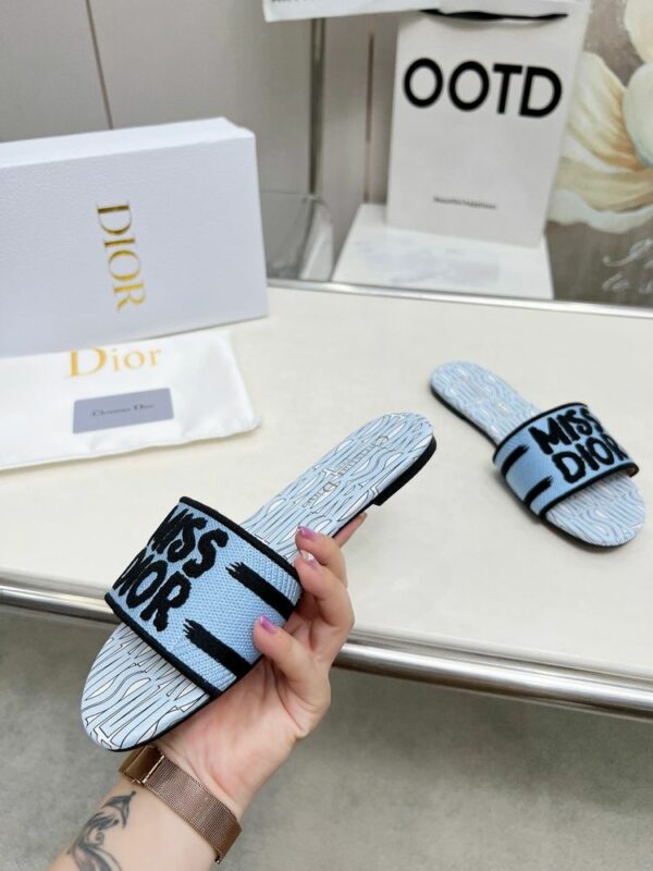 New Fashion Shoes D3152.2