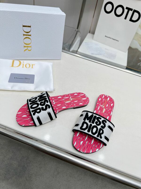 New Fashion Shoes D3152.2