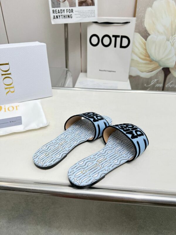 New Fashion Shoes D3152.2