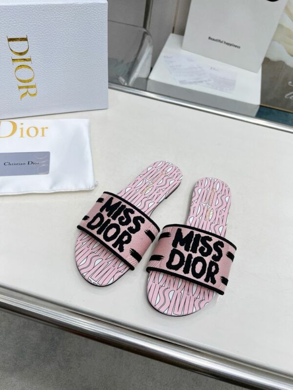 New Fashion Shoes D3152.1