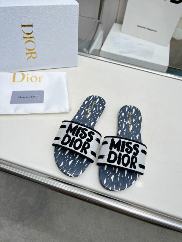 New Fashion Shoes D3152.1