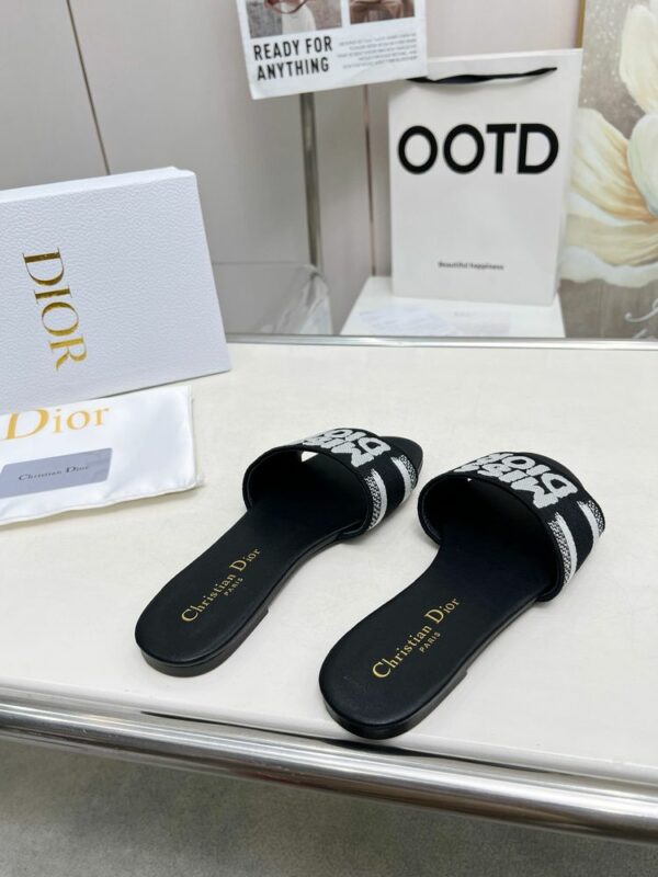New Fashion Shoes D3152.1