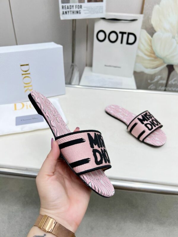New Fashion Shoes D3152.1