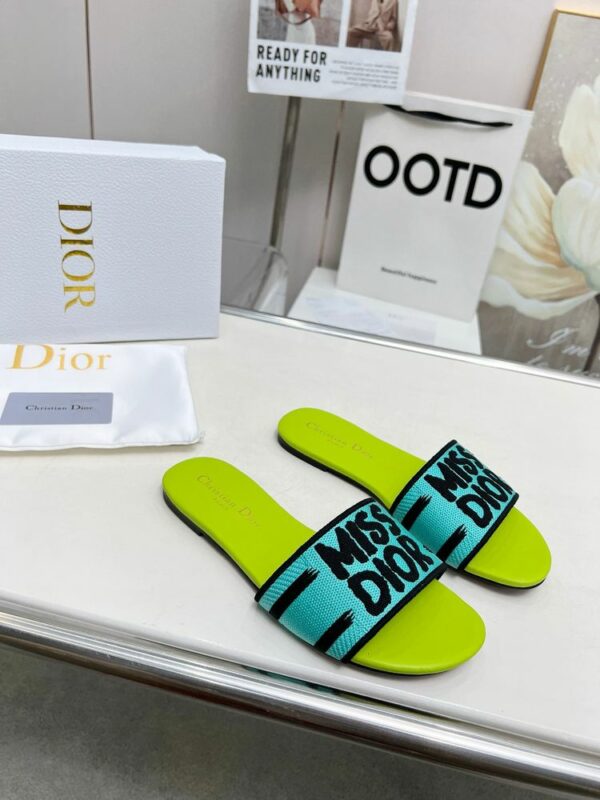 New Fashion Shoes D3152.1