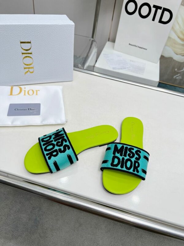 New Fashion Shoes D3152.1