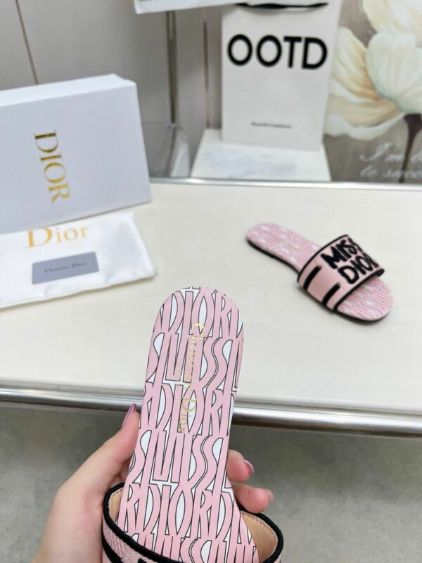 New Fashion Shoes D3152.1