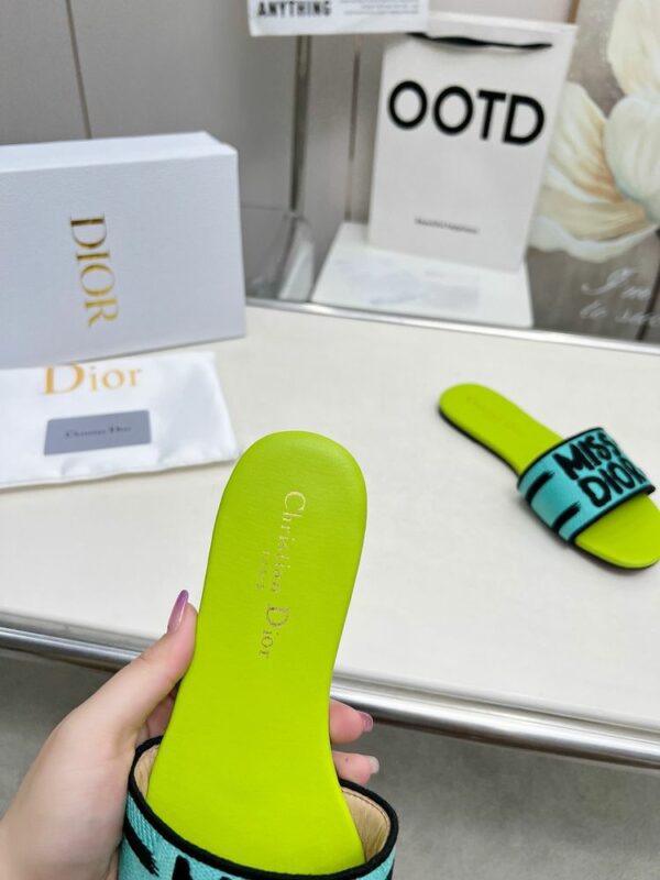New Fashion Shoes D3152.1