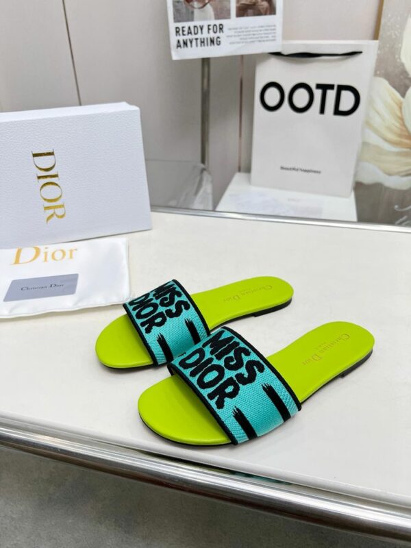 New Fashion Shoes D3152.1