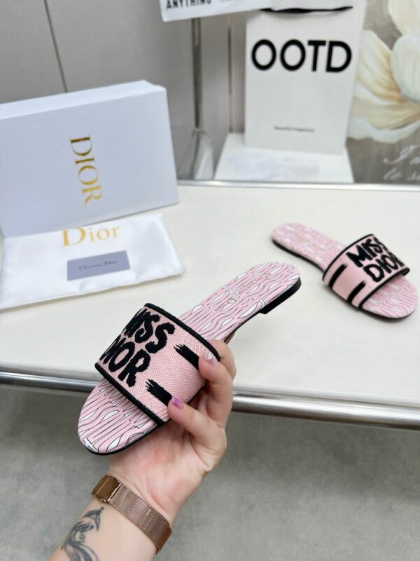 New Fashion Shoes D3152.1
