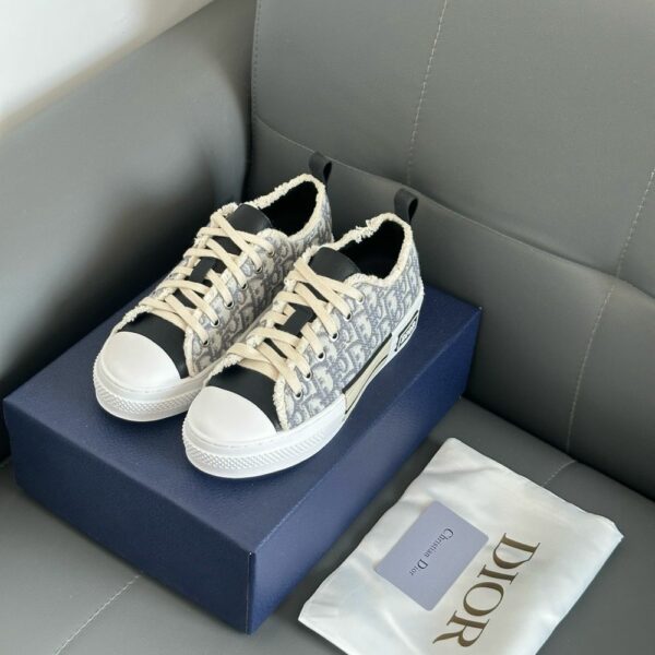 New Fashion Shoes D3142