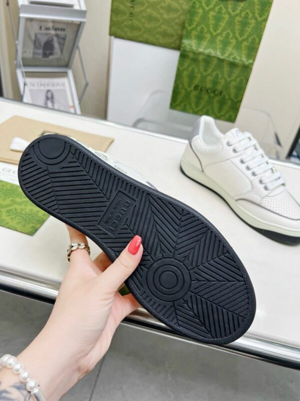 New Fashion Shoes G3360 .1