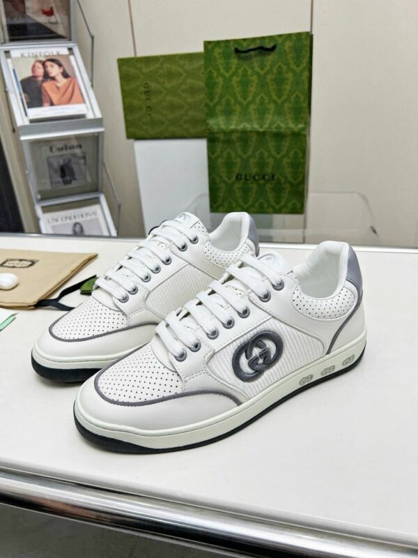 New Fashion Shoes G3360 .1