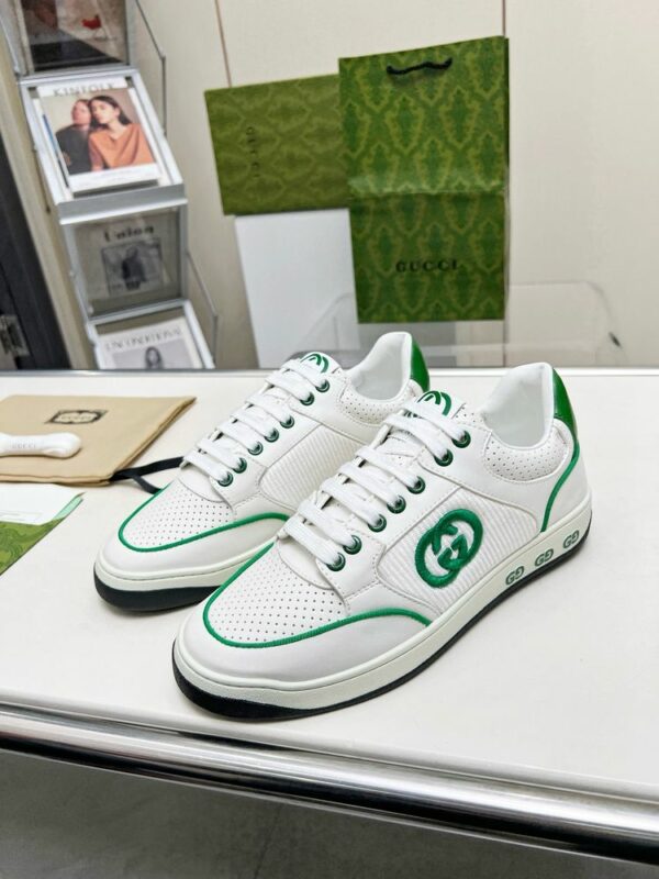 New Fashion Shoes G3360 .1