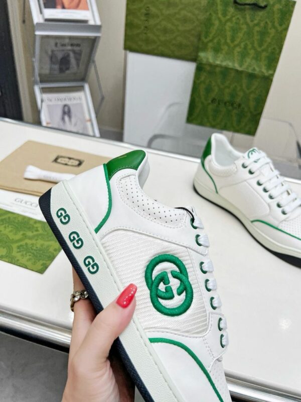 New Fashion Shoes G3360 .1