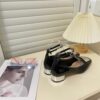 New Collection Fashion Shoes D3009