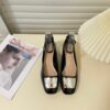 New Collection Fashion Shoes D3009