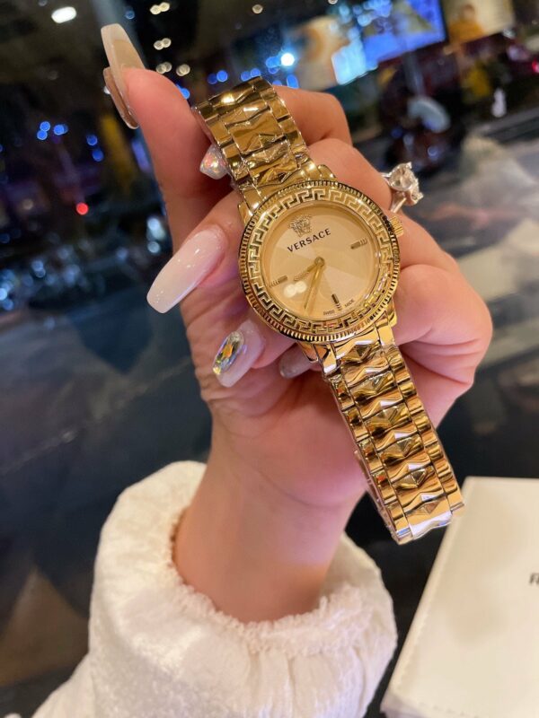 New Fashion Watch V3001