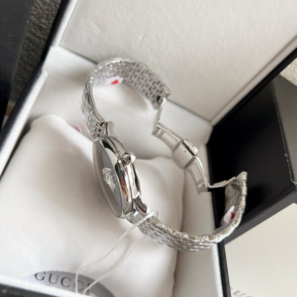 New Fashion Watch V3002