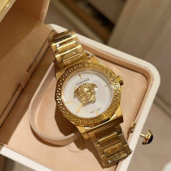 New Fashion Watch V004.1