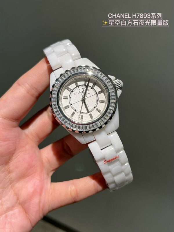 New Fashion CN Watch C006