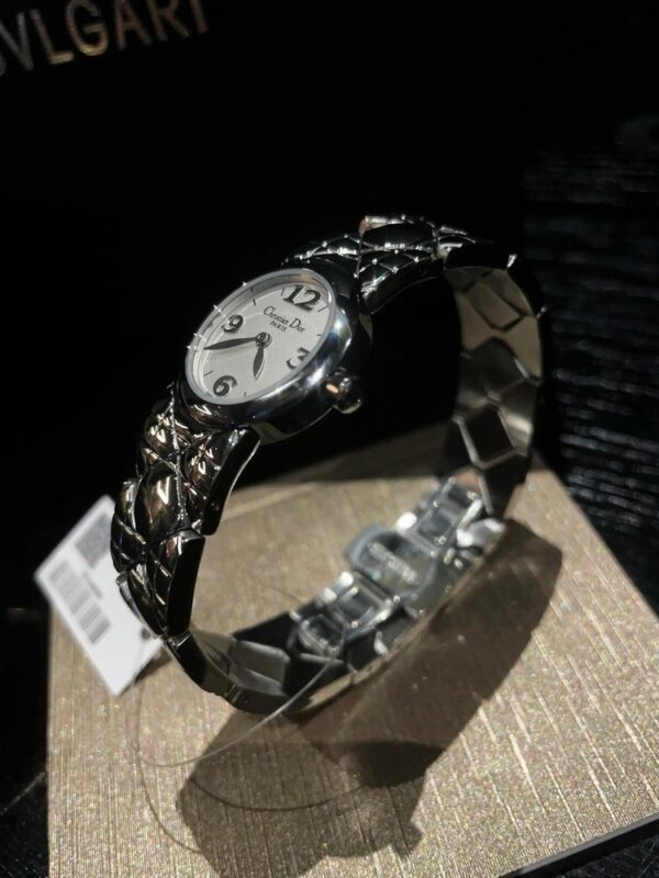 New Fashion Watch D004