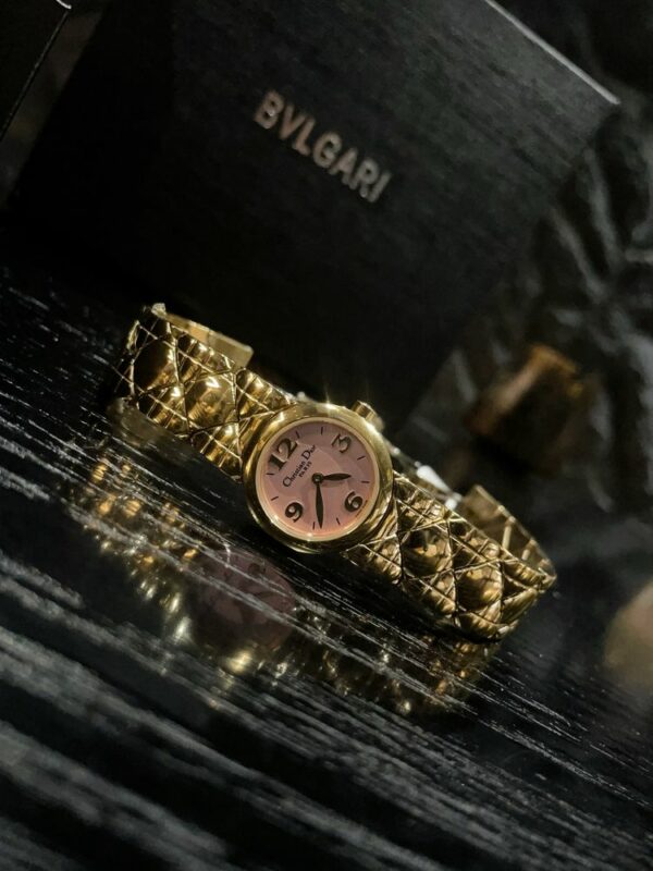 New Fashion Watch D004