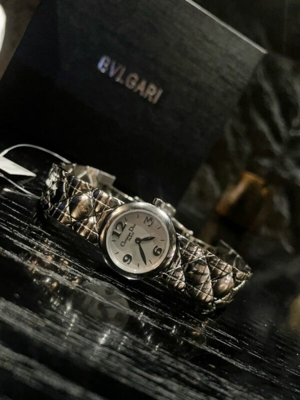 New Fashion Watch D004