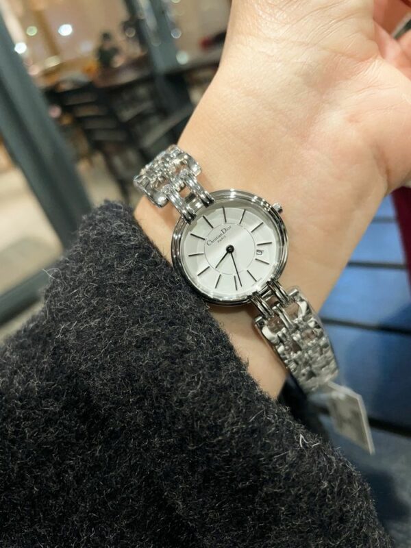 New Fashion Watch D002