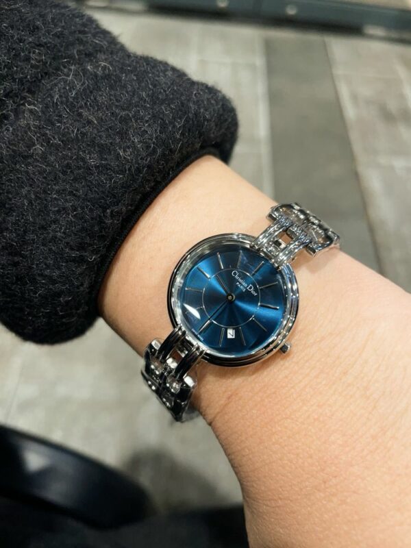 New Fashion Watch D002