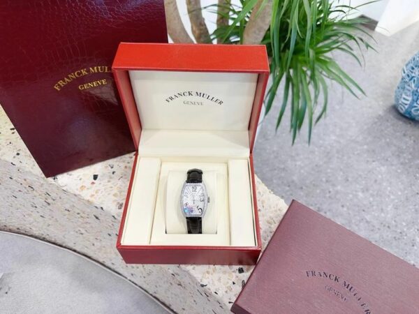 New Fashion Watch F002