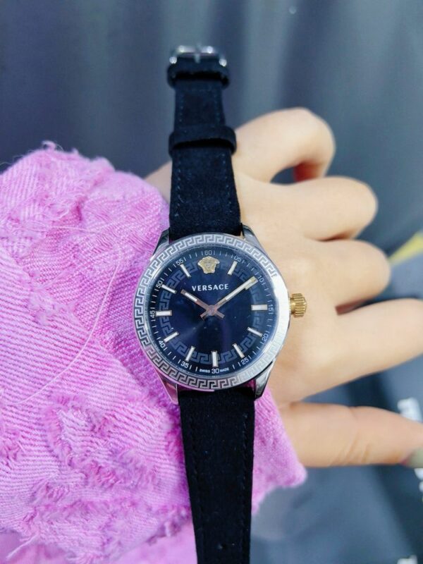 New Fashion Watch V002.1