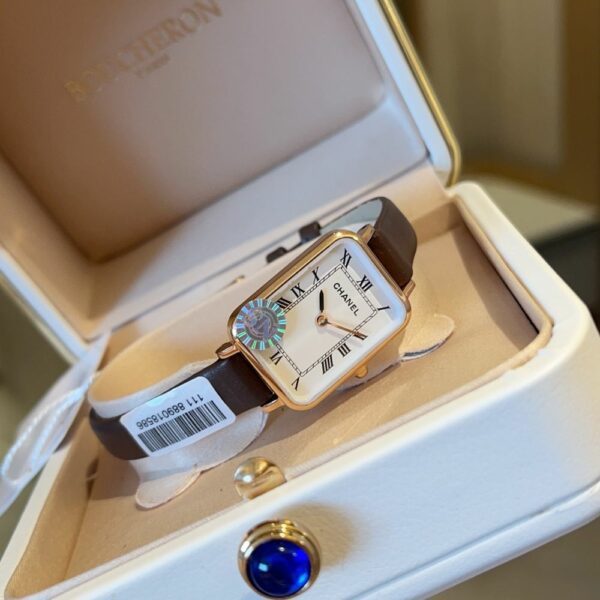 New Fashion CN Watch C001
