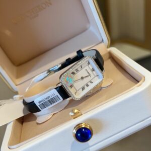 New Fashion CN Watch C001
