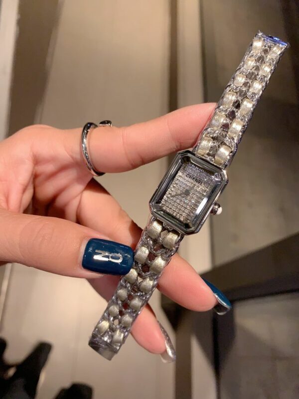 New Fashion Watch C3011