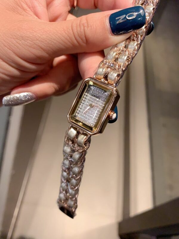 New Fashion Watch C3011