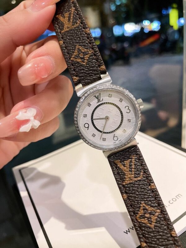 New Fashion Watch L413003