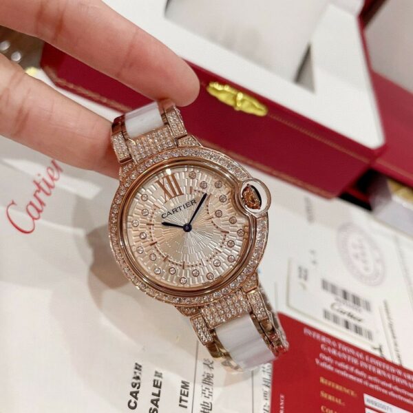 New Fashion Watch C3024