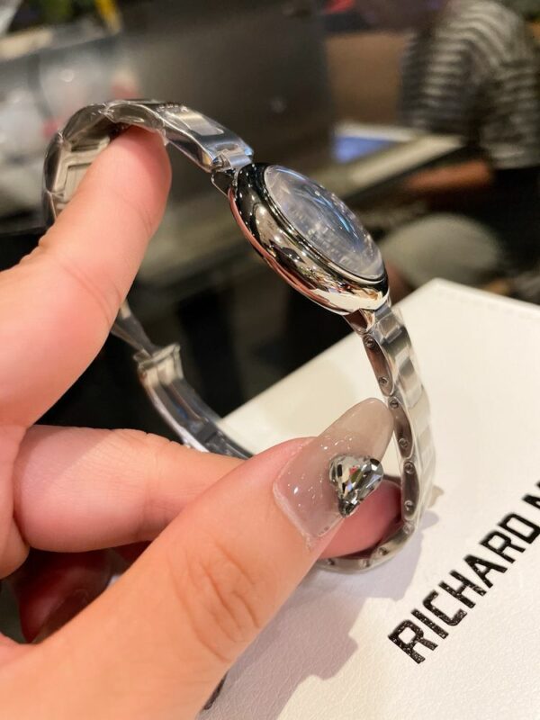 New Fashion Watch C3046