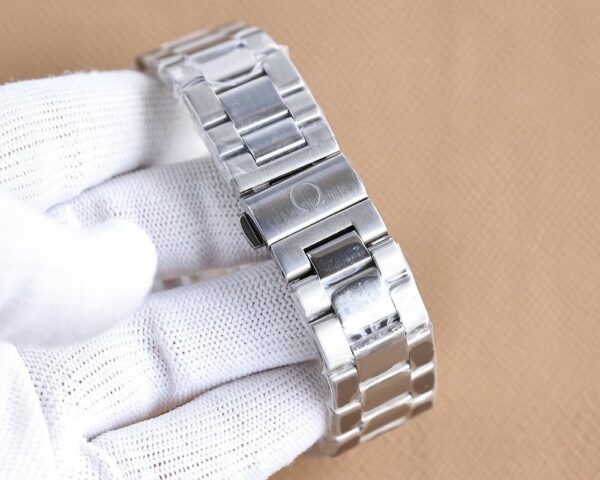 New Fashion Watch M3022.2
