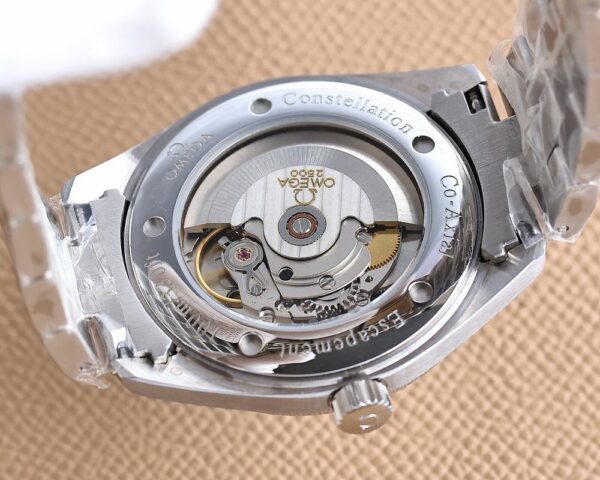 New Fashion Watch M3022.2